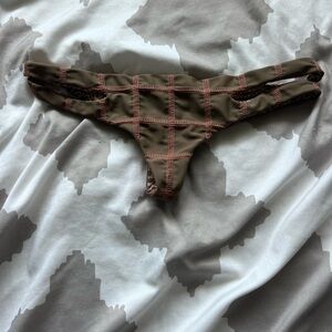 Acacia bottoms size xs/p